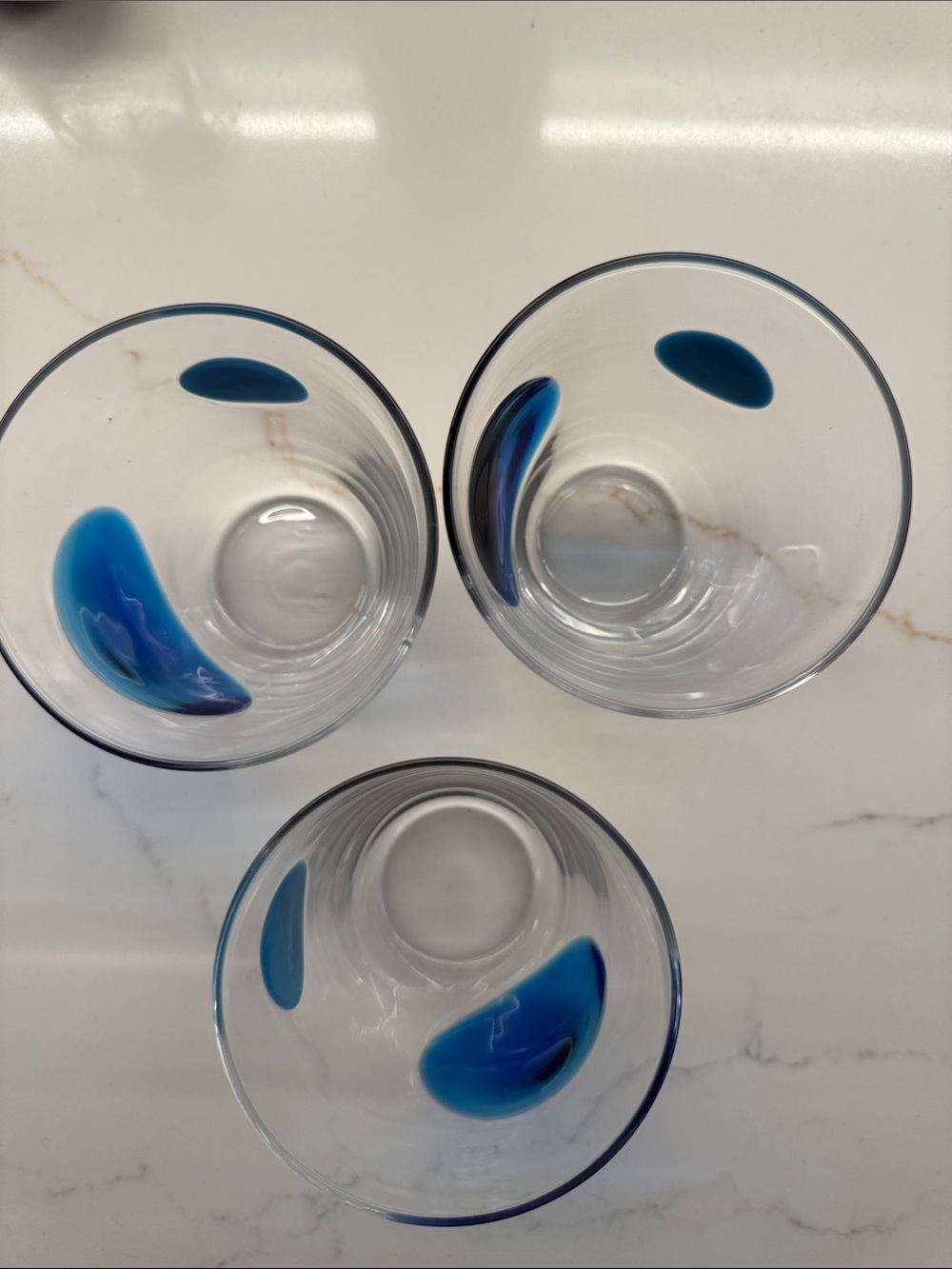 IKEA Clear Drinking Glasses with Blue Accent, in EUC